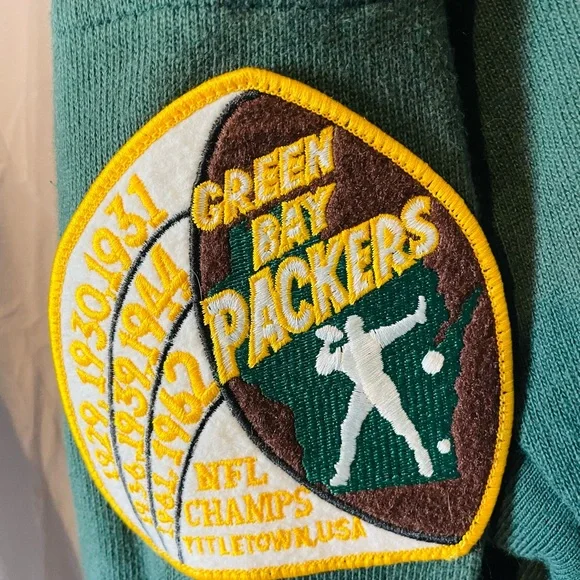 Champion Green and Gold Crewneck Sweater - Picture 3 of 5